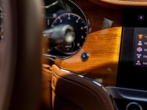 Certified 2022 Bentley Continental GT AWD/4WD image 37