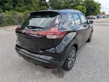 Used 2024 Nissan Kicks SR image 3