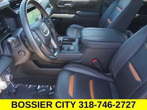 Certified 2025 GMC Sierra 1500 AT4 w/ AT4 Premium Package AWD/4WD image 10