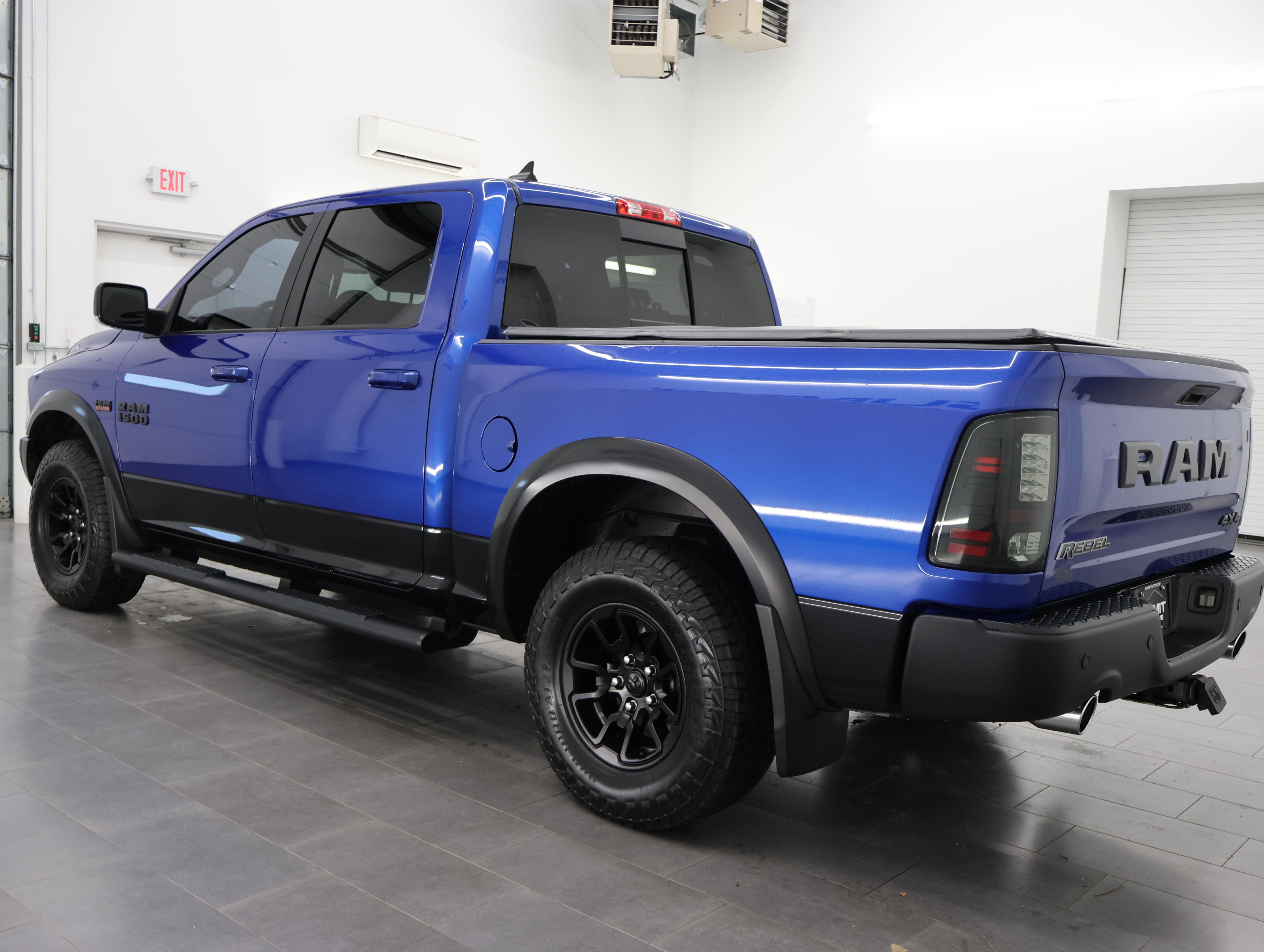 Used 2017 RAM 1500 Rebel w/ Luxury Group AWD/4WD image 6