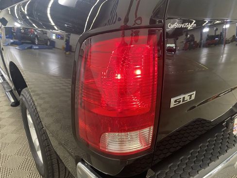 Used 2022 RAM 1500 Classic SLT w/ Electronics Group image 12