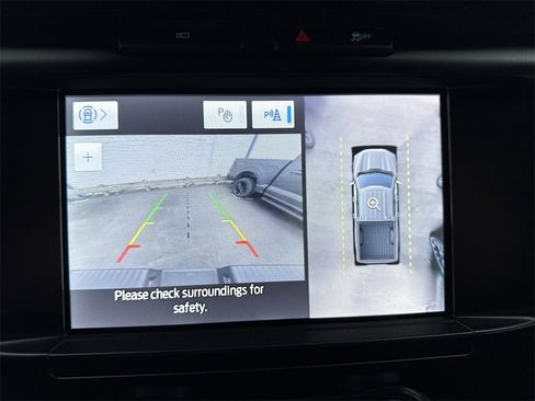 Used 2022 Ford F150 XLT w/ XLT Black Appearance Package image 17