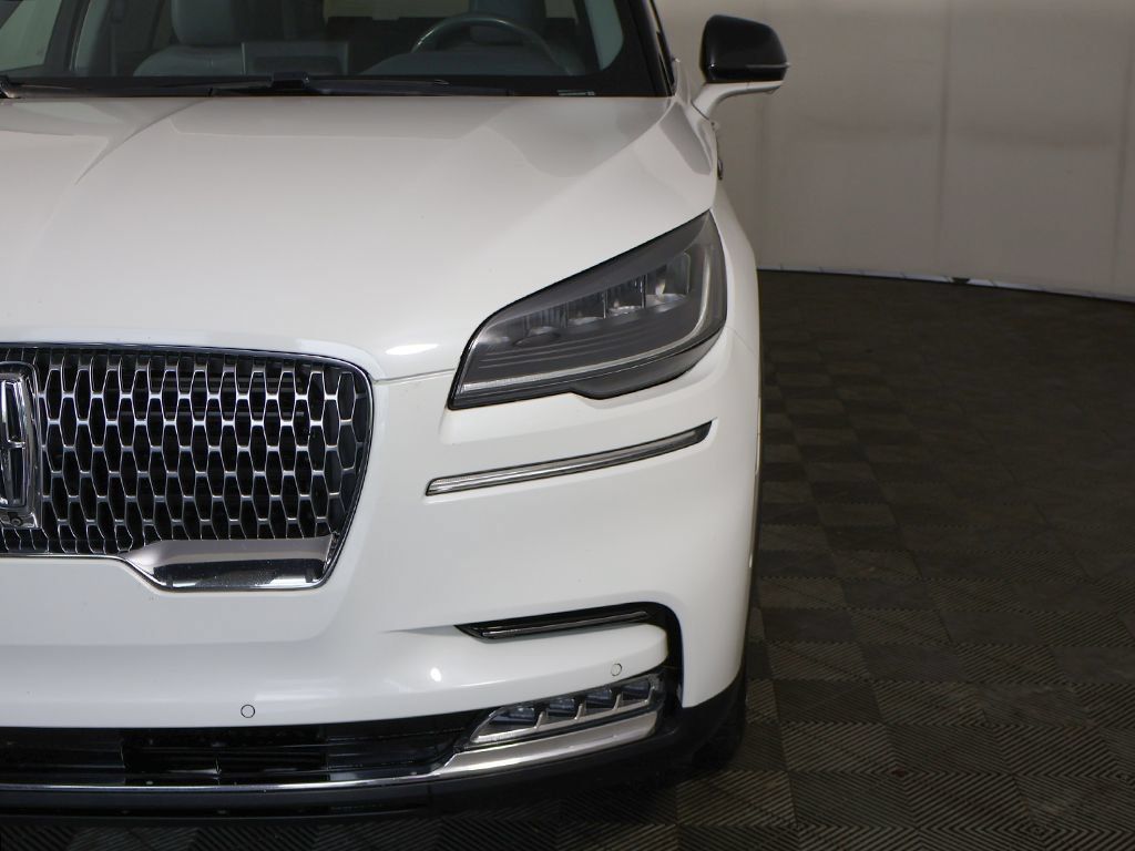Used 2021 Lincoln Aviator Reserve RWD image 17