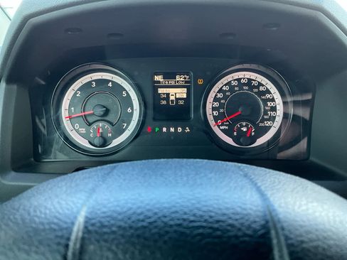 Used 2018 RAM 1500 Classic SLT image 18