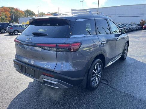 Certified 2025 INFINITI QX60 Sensory image 3