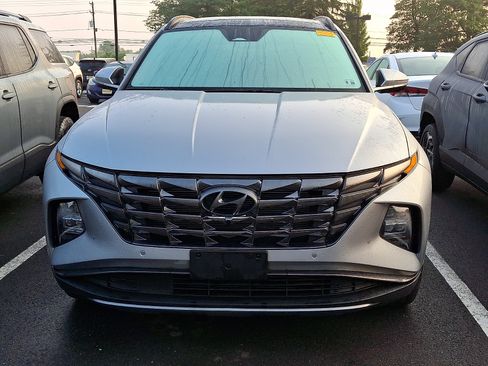 Certified 2023 Hyundai Tucson Limited AWD/4WD image 3