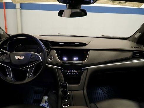 Certified 2023 Cadillac XT5 Premium Luxury image 23