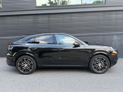 Certified 2026 Porsche Cayenne Coupe AWD/4WD image 11