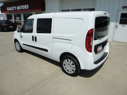 Used 2019 RAM ProMaster City Tradesman SLT image 12