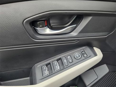 New 2025 Honda Accord LX image 16