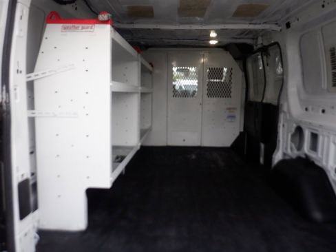 Used 2015 Ford Transit 250 130 Low Roof image 5