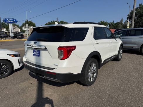 Certified 2020 Ford Explorer XLT w/ Equipment Group 202A AWD/4WD image 8