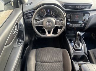 Used 2021 Nissan Rogue Sport S video 2