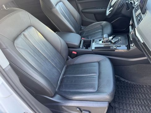 Used 2018 Audi Q5 2.0T Premium w/ Convenience Package AWD/4WD image 33