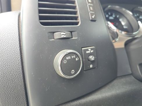 Used 2009 Chevrolet Silverado 2500 LT w/ Exterior Plus Package image 13