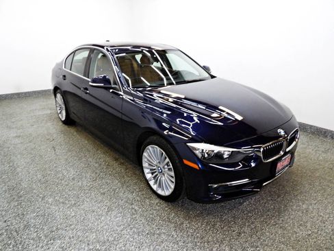 Used 2015 BMW 328i xDrive Sedan AWD/4WD image 3