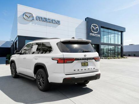 Used 2025 Toyota Sequoia SR5 image 5