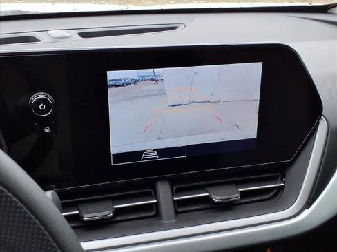 New 2026 Chevrolet Trax LS w/ Driver Confidence Package image 17