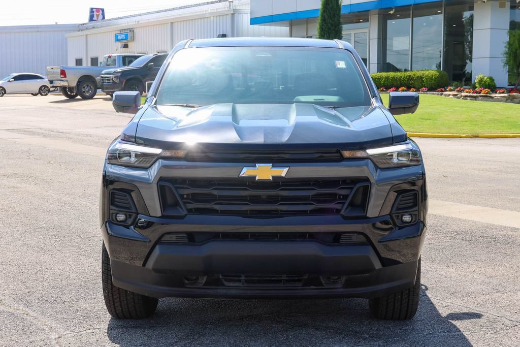 New 2026 Chevrolet Colorado LT w/ LT Convenience Package AWD/4WD image 2