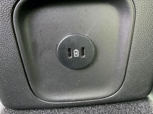 Certified 2025 Ford Escape ST-Line Select w/ Tech Pack #2 image 33