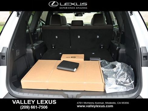 New 2026 Lexus TX 350 AWD image 18