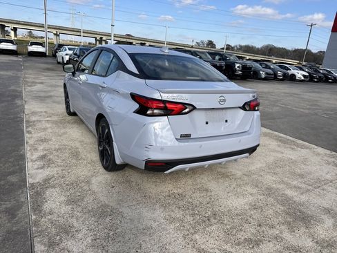 Used 2023 Nissan Versa SR w/ Trunk Package image 22