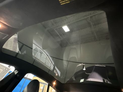 Used 2019 Tesla Model S Long Range image 29