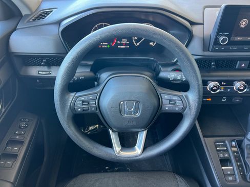 Used 2025 Honda CR-V LX image 14