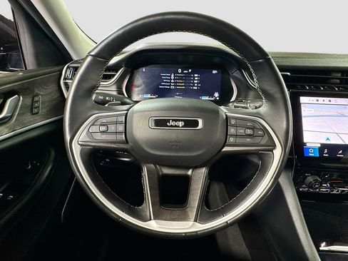 Used 2022 Jeep Grand Cherokee L Limited w/ Trailer Tow Group (B) image 17