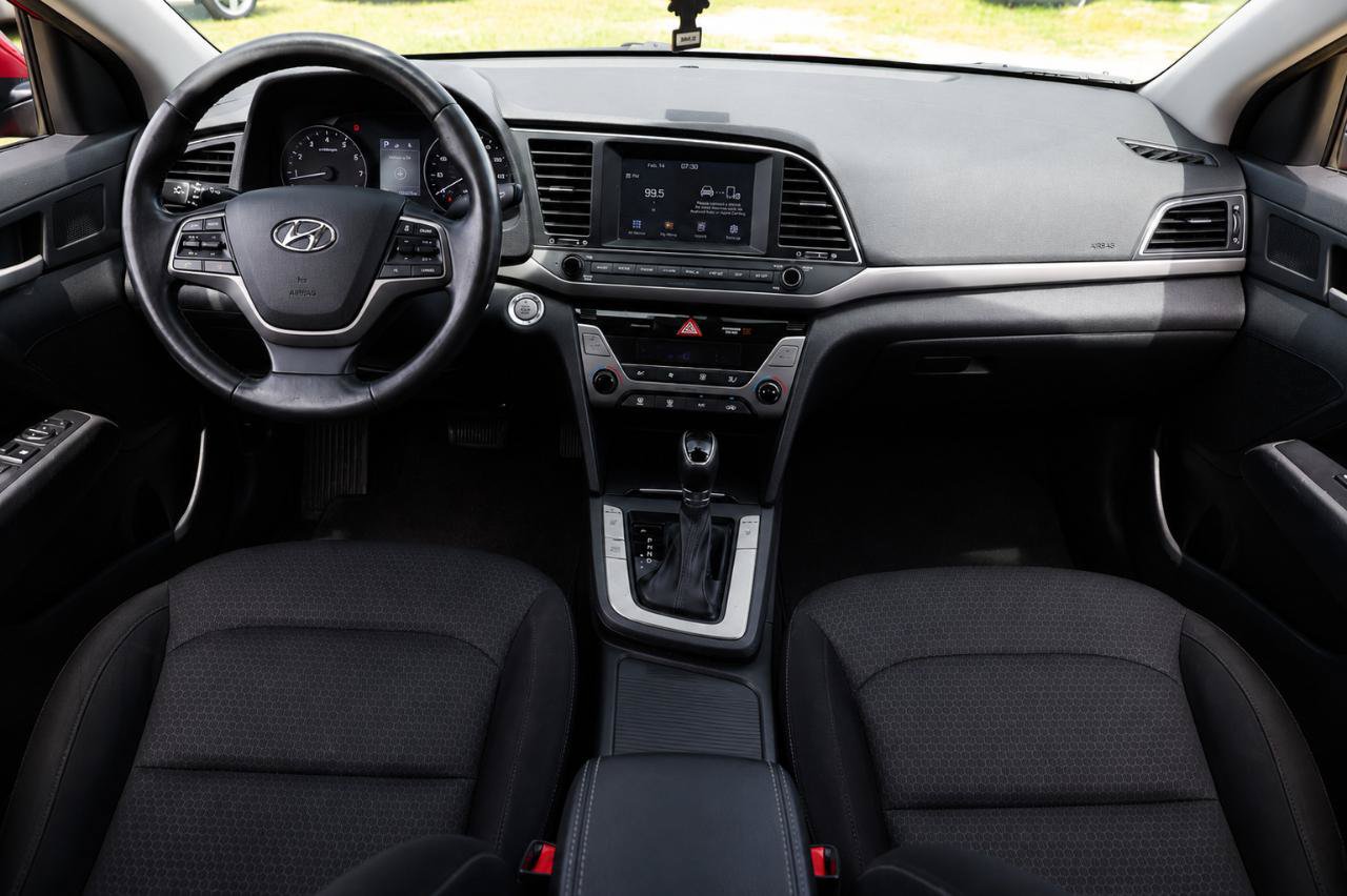 Used 2017 Hyundai Elantra Value Edition FWD image 2