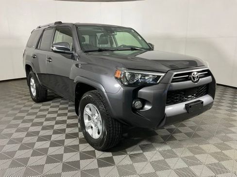 Used 2020 Toyota 4Runner SR5 Premium w/ Moonroof Package image 3