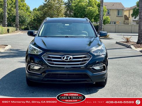 Used 2017 Hyundai Santa Fe Sport image 2