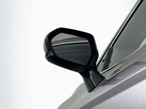 Certified 2023 Toyota Camry SE image 5