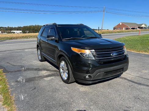 Used 2013 Ford Explorer Limited image 3
