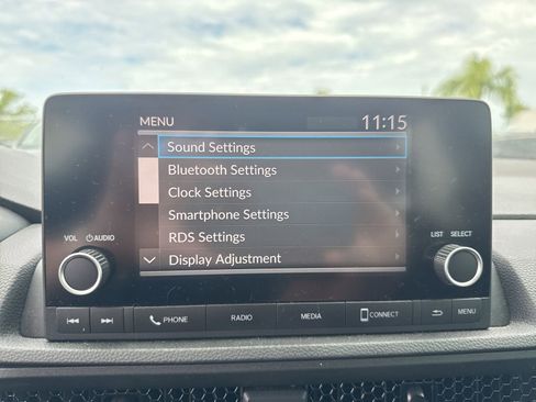 Used 2025 Honda CR-V EX image 12