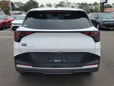 New 2026 Kia Sportage LX image 5