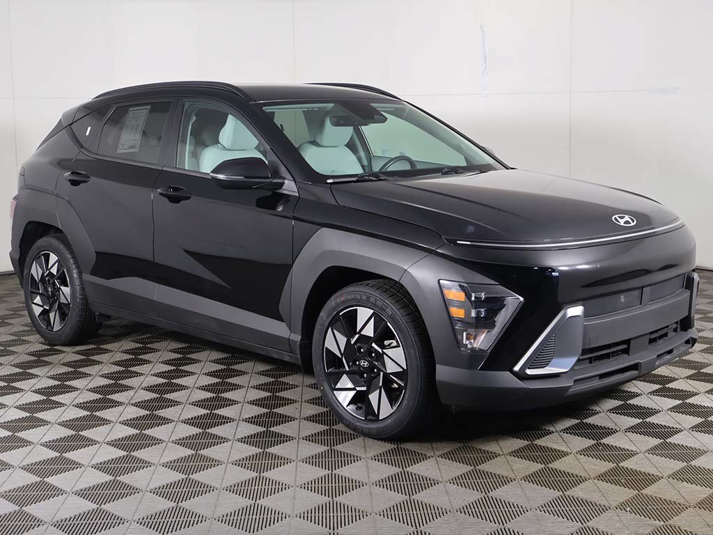 Used 2024 Hyundai Kona SEL w/ Convenience Package FWD image 47