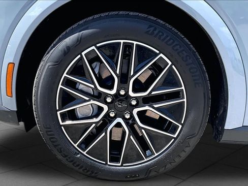 Certified 2025 Ford Mustang Mach-E Premium AWD/4WD image 10