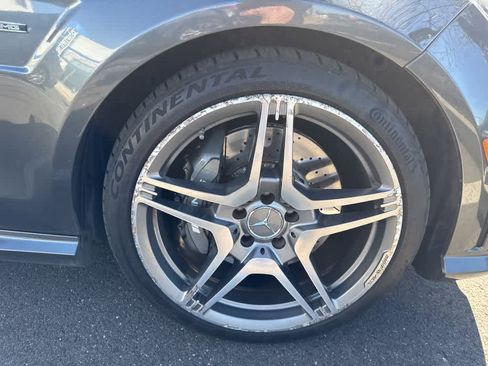 Used 2010 Mercedes-Benz E 63 AMG Sedan image 27