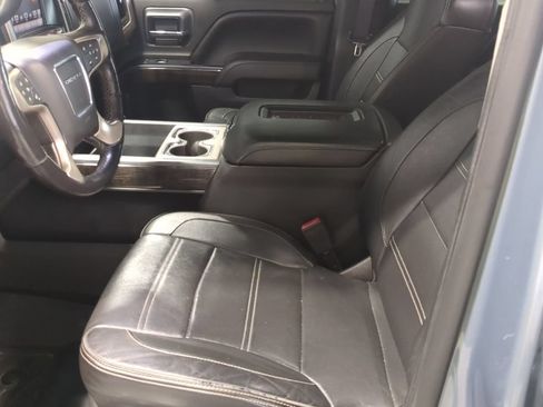 Used 2016 GMC Sierra 1500 Denali w/ Enhanced Driver Alert Package AWD/4WD image 20
