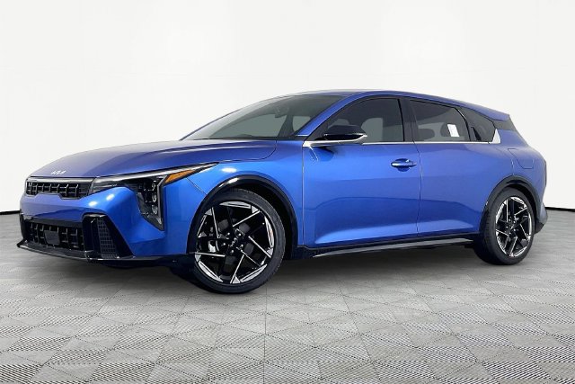 New 2026 Kia K4 GT-Line FWD image 1