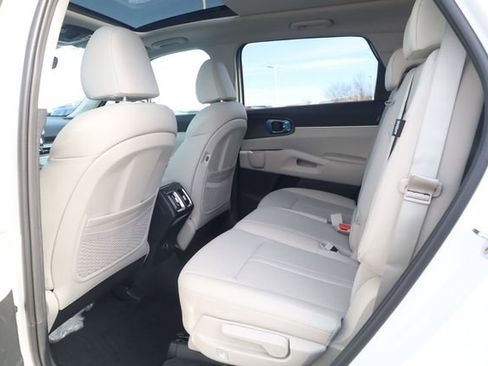 New 2026 Kia Sorento S w/ S Panoramic Sunroof Package image 22
