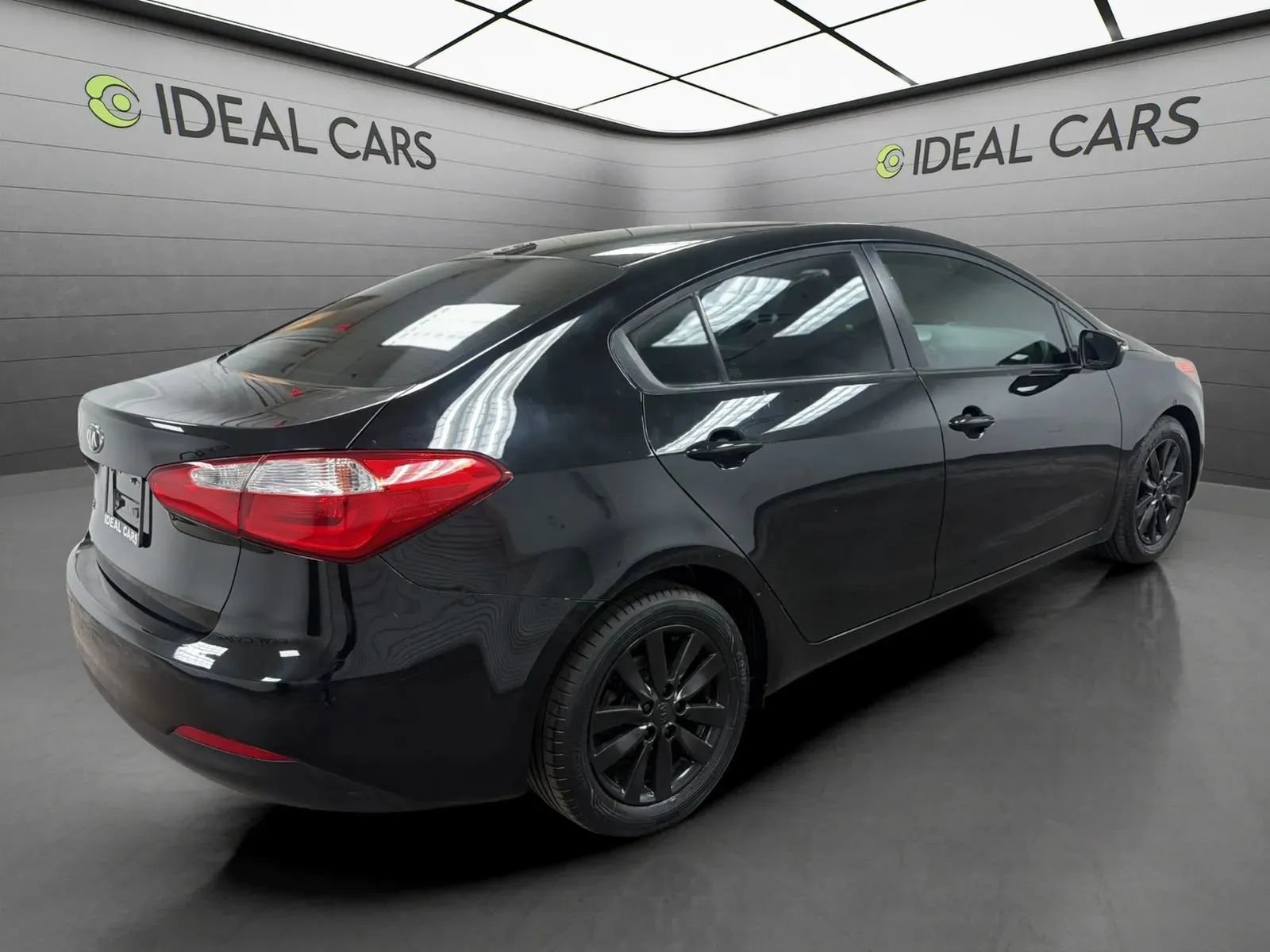 Used 2015 Kia Forte LX w/ Popular Package FWD image 5