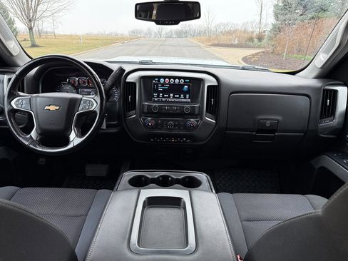 Used 2018 Chevrolet Silverado 2500 LT w/ LT Convenience Package image 12