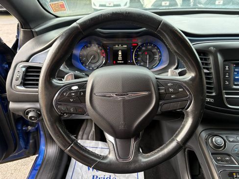 Used 2015 Chrysler 200 S FWD image 23