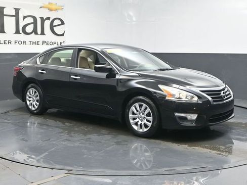 Used 2015 Nissan Altima 2.5 S w/ Power Driver Seat Package image 6