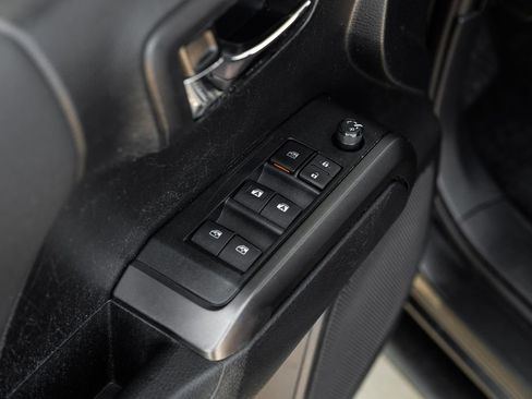 Used 2019 Toyota Tacoma TRD Sport w/ Technology Package image 51