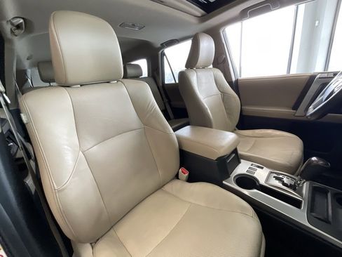 Used 2016 Toyota 4Runner Limited image 20