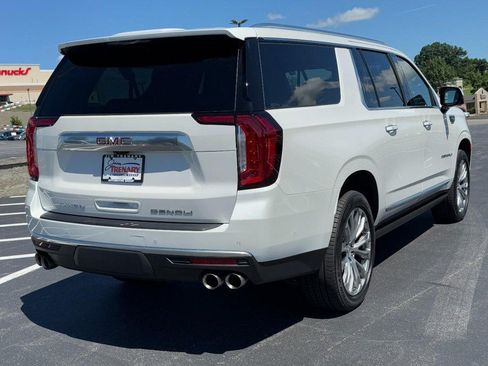 Used 2023 GMC Yukon XL Denali w/ Denali Reserve Package AWD/4WD image 3