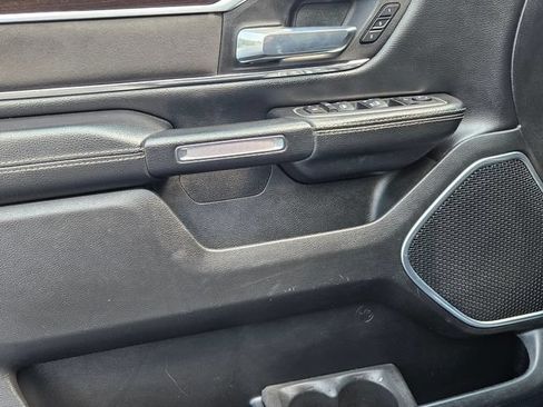 Used 2022 RAM 1500 Laramie AWD/4WD image 17